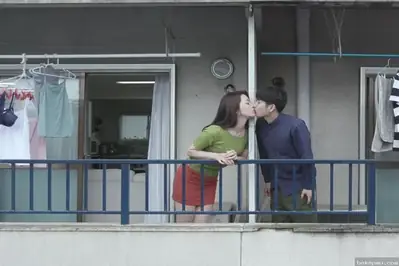 Remaja Jatuh Cinta Istri Tetangga Nikah Pemilik Pesawat