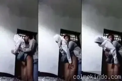 Sejoli SMA Ngewe Pelan di Kamar Takut Ketahuan Ortu